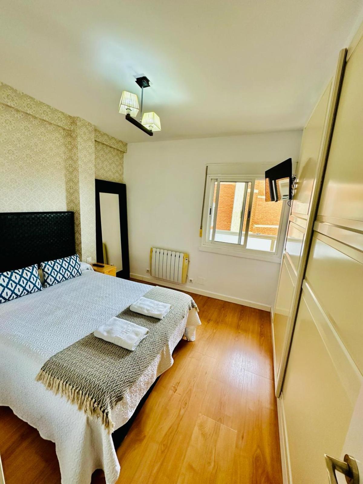 Apartamento Turistico Pizarro Мерида Екстериор снимка