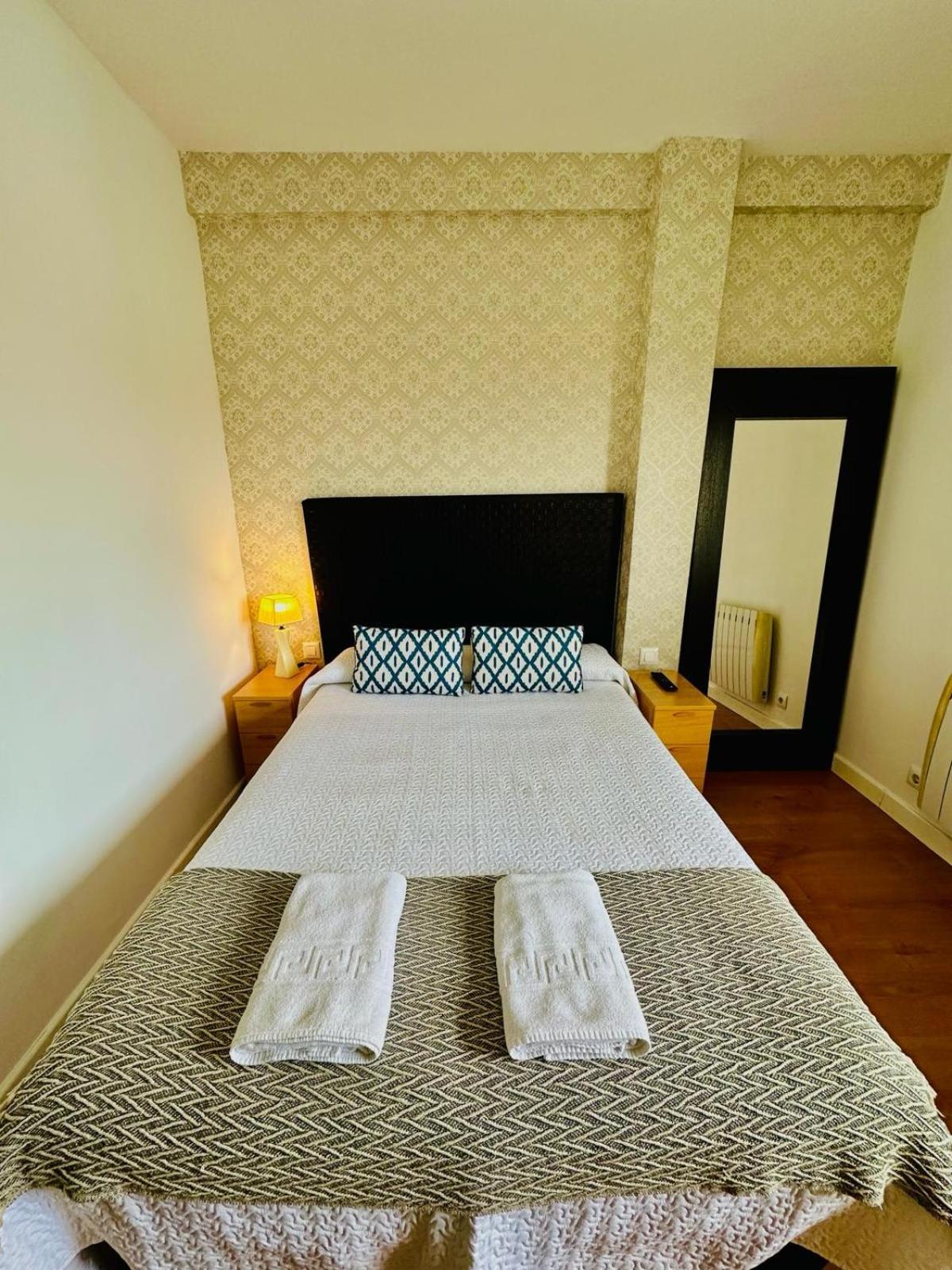 Apartamento Turistico Pizarro Мерида Екстериор снимка