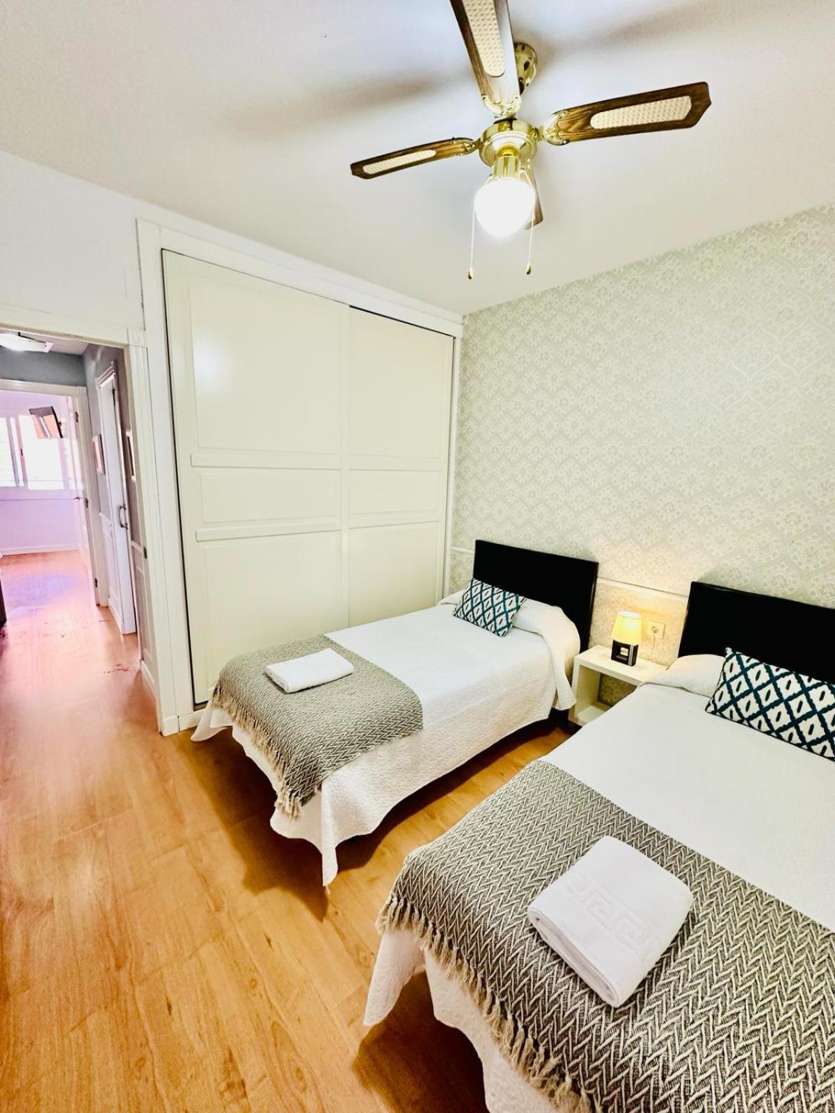 Apartamento Turistico Pizarro Мерида Екстериор снимка