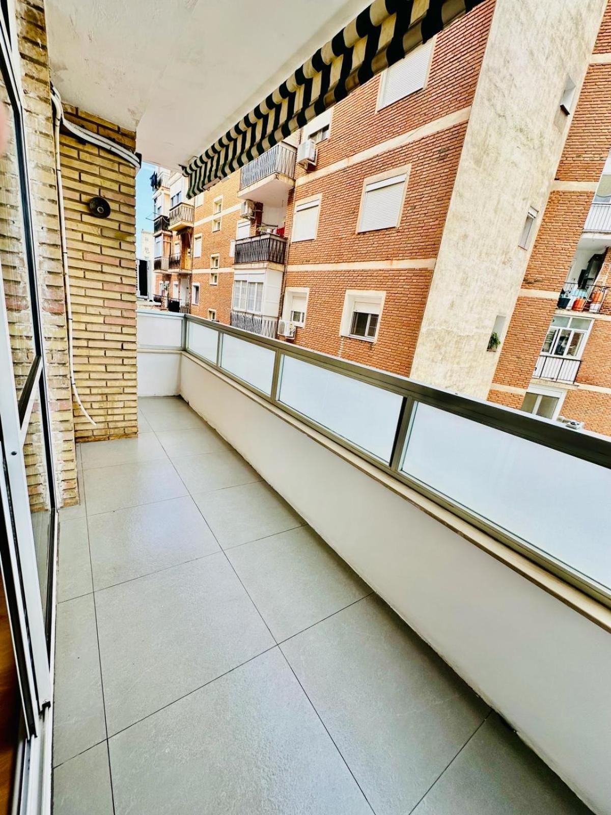 Apartamento Turistico Pizarro Мерида Екстериор снимка
