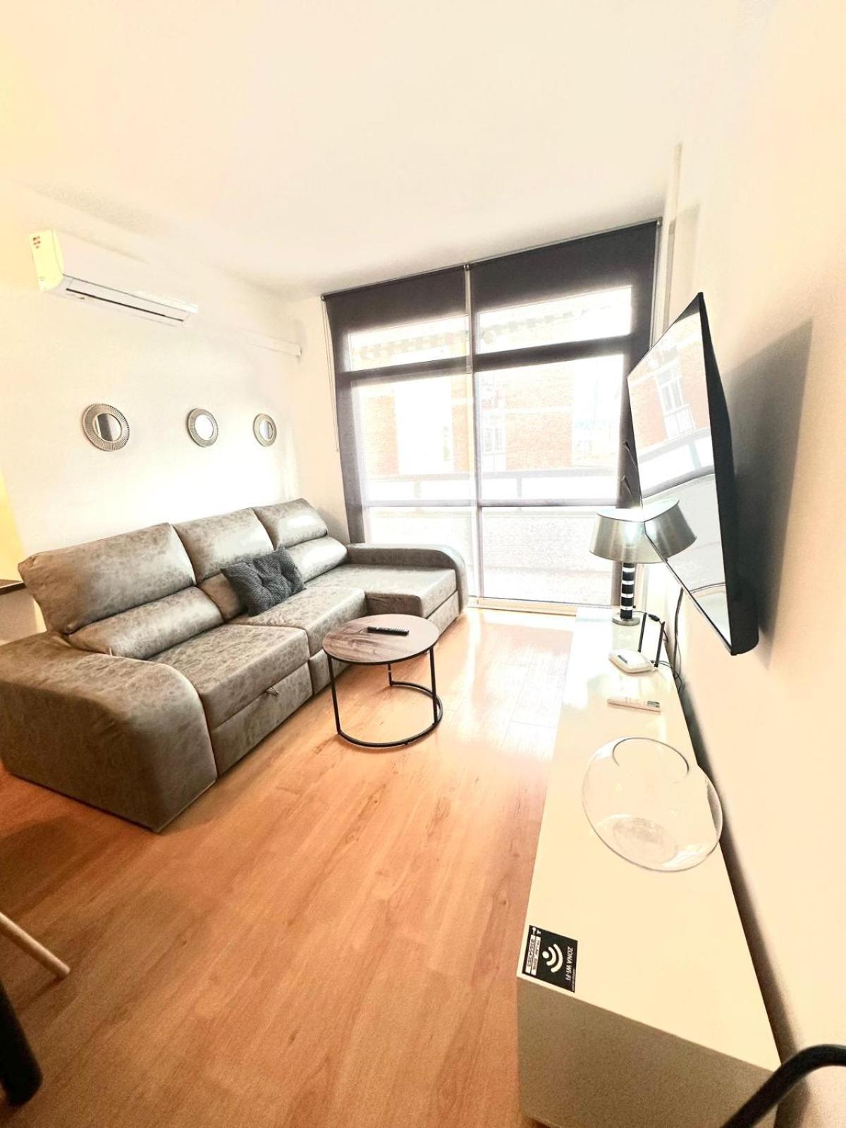 Apartamento Turistico Pizarro Мерида Екстериор снимка